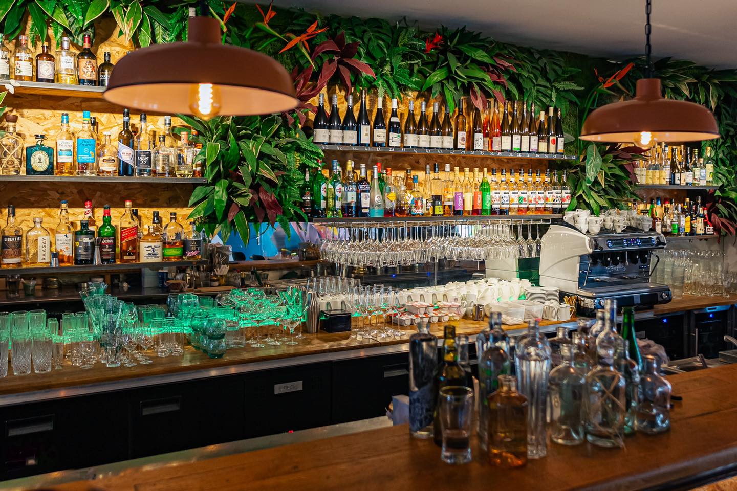 LES RAOUDIS -Brasserie restaurant